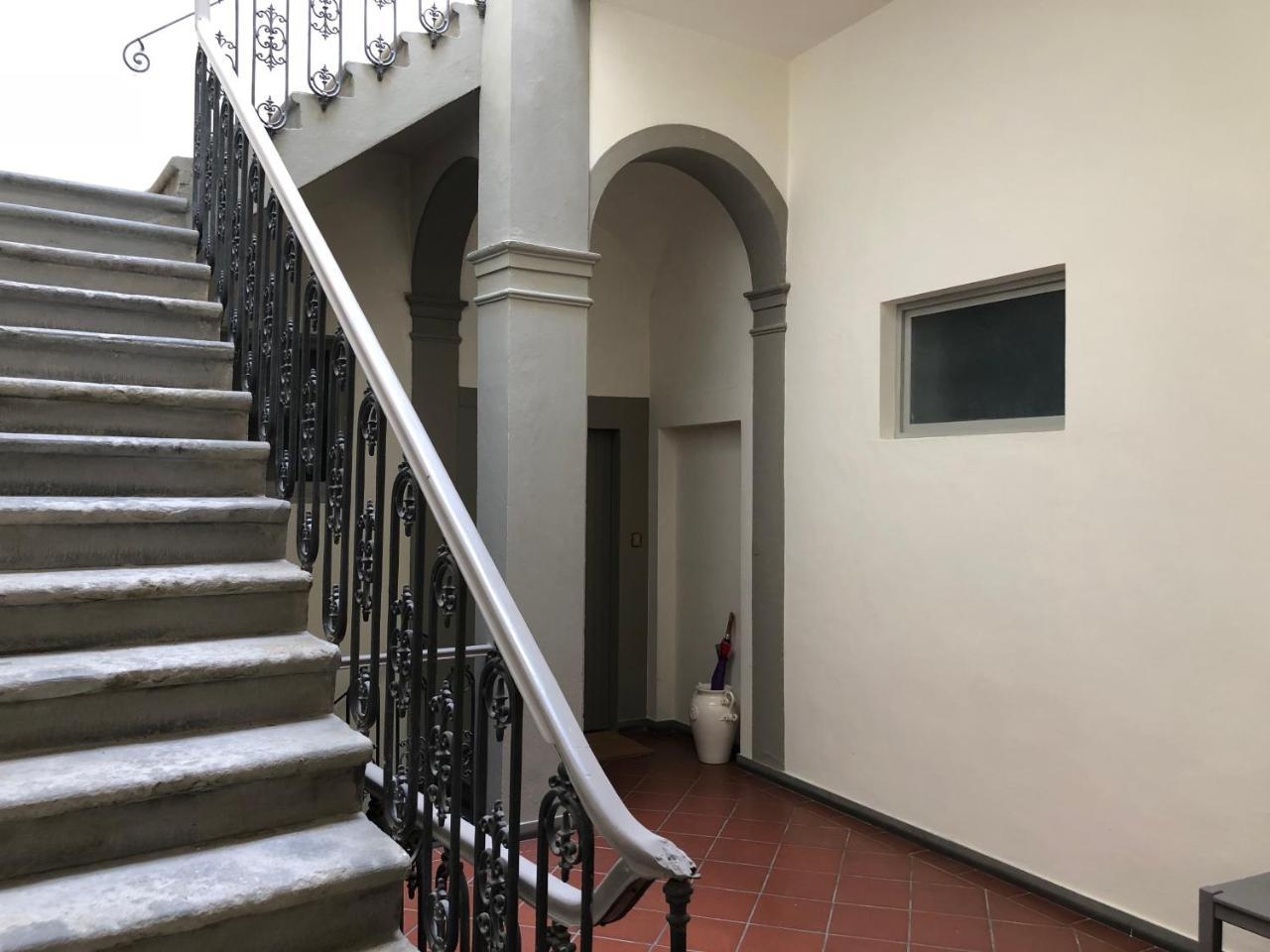 Palazzo Vasarri - Luxury Design Suites Montevarchi Exterior foto