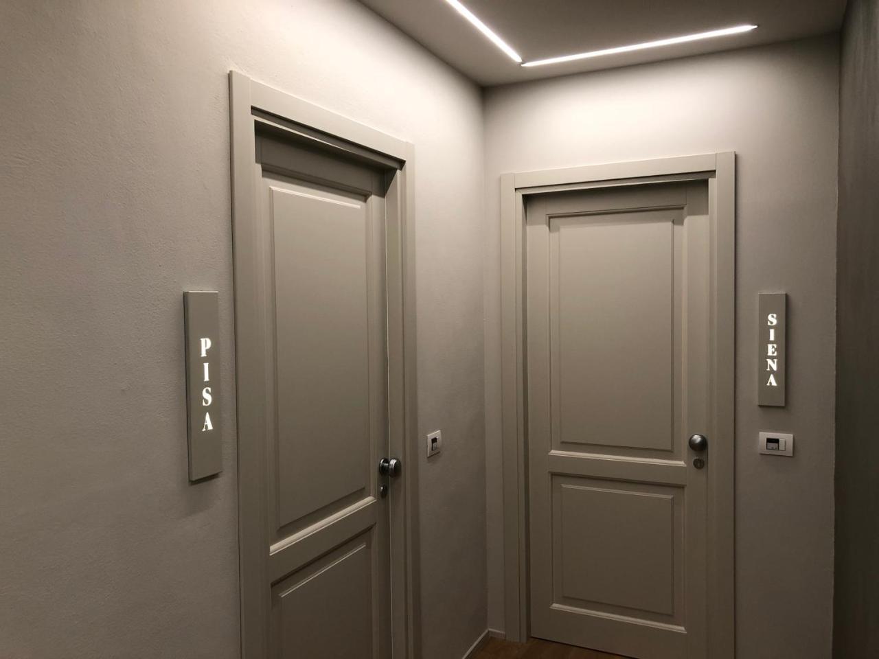 Palazzo Vasarri - Luxury Design Suites Montevarchi Exterior foto